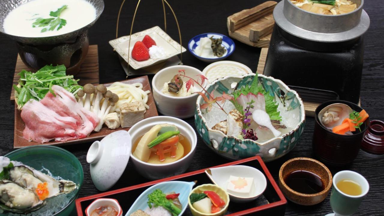 Aki Grand Hotel & Spa Hatsukaichi Zewnętrze zdjęcie